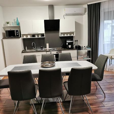 Freedom Apartman Hajdúszoboszló المظهر الخارجي الصورة